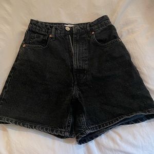 ZARA BLACK DENIM SHORTS